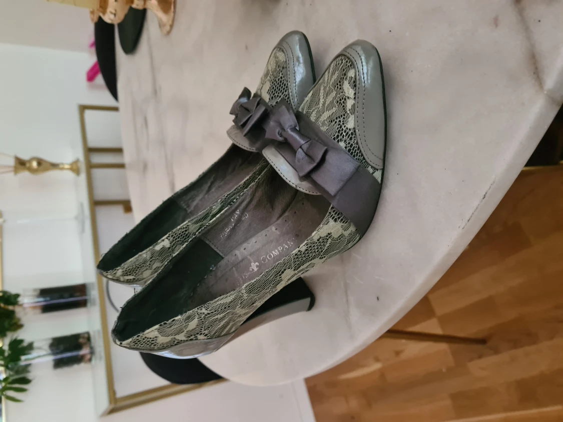 Annorlunda höga klackar  - 90