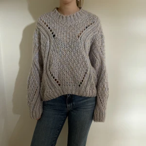 Stickad tröja - Oanvänd stickad tröja