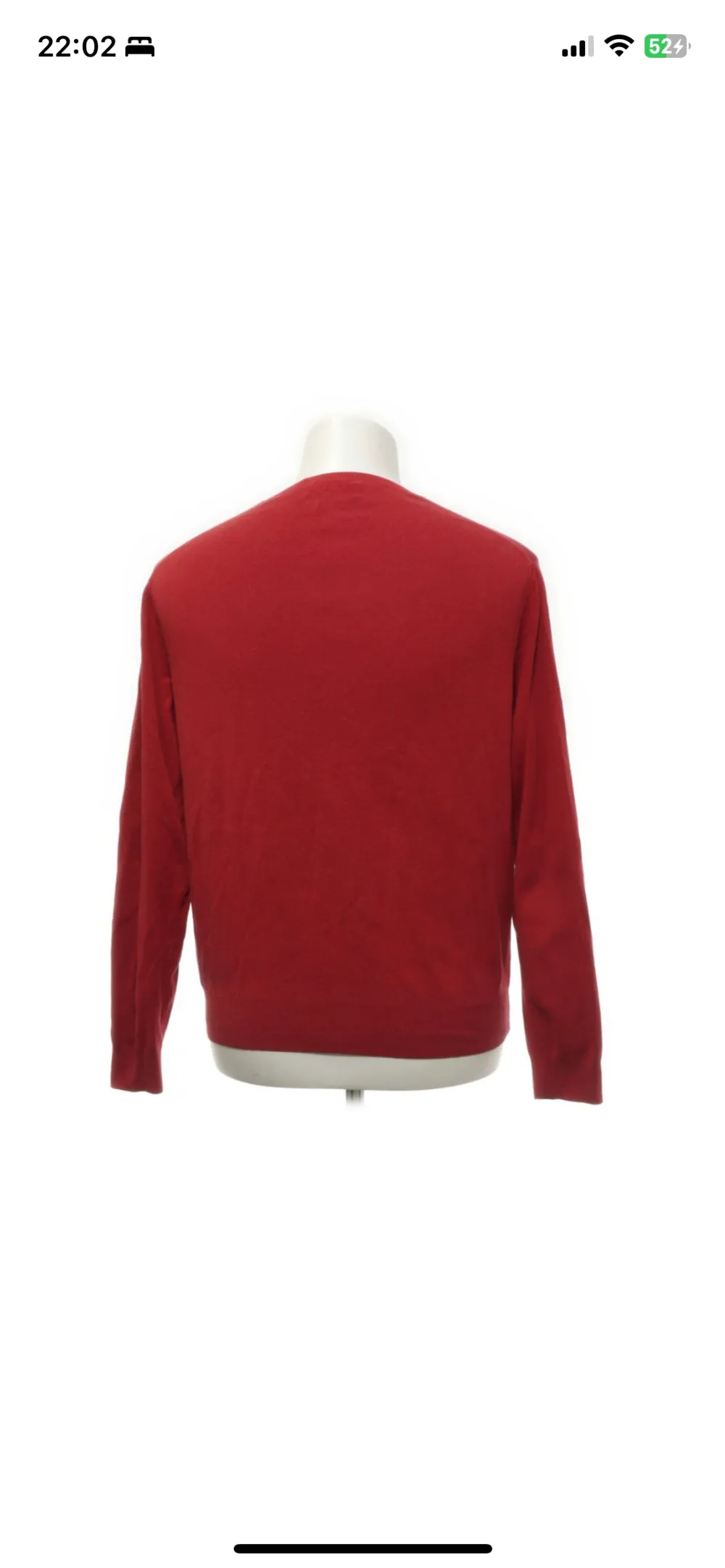 Hej, säljer denna röda Ralph Lauren tröja i storleken M (passar även S). Den är i okej skick, använd mycket ocj lite nopprig.  Nypris: 1800kr och säljs för endast 300. Hör av dig vid eventuella frågor!. Tröjor & Koftor.