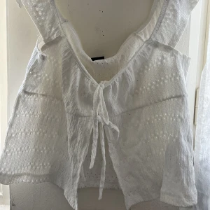 Vit Topp - Skick: Bra 🩷