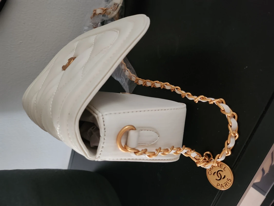 Beige cc ( ej äkta)  - 90