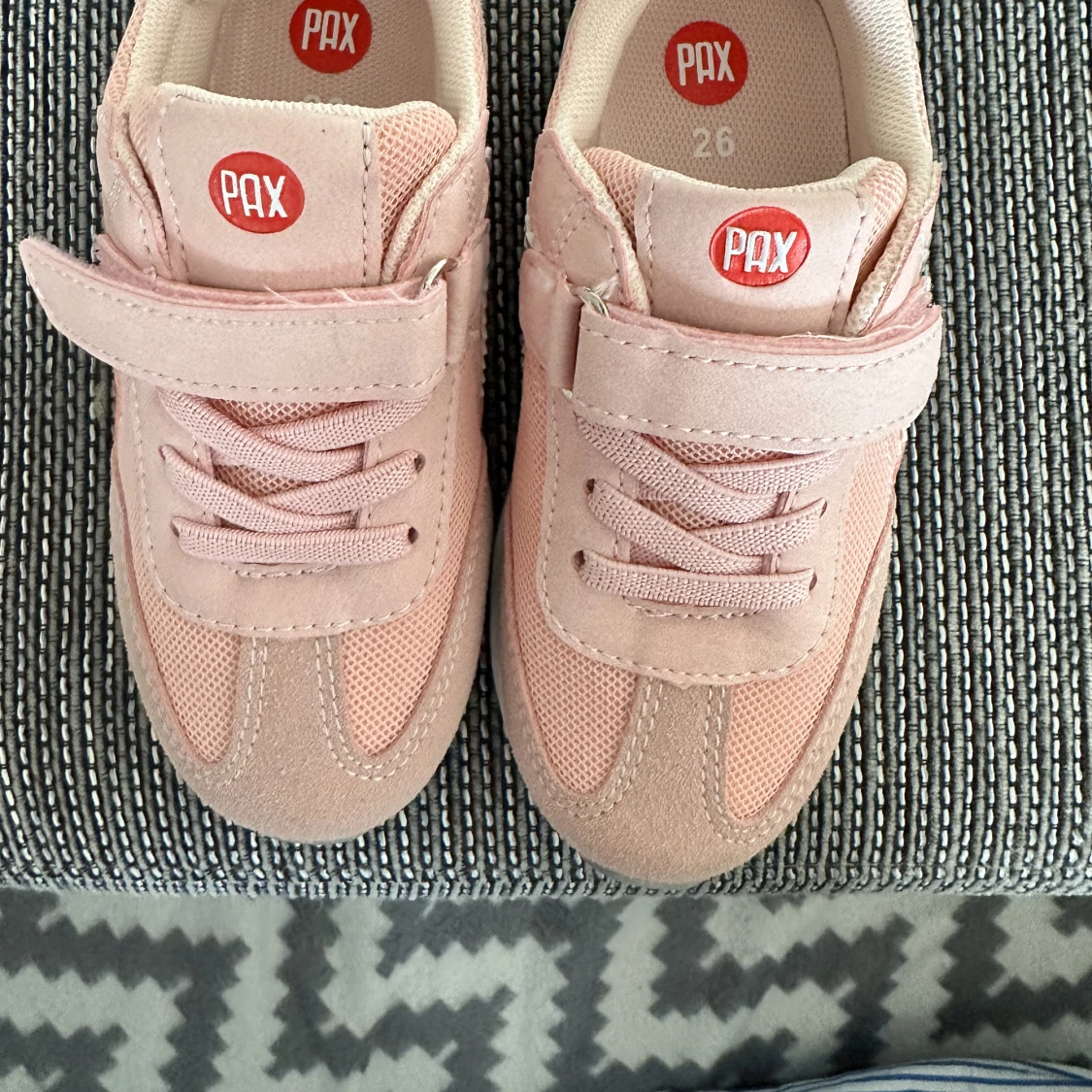 Helt ny barnskor storlek 26 - 91