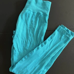 Seamless tights - Tights från SHEIN, påminner väldigt mycket om relodes slipstream seamless