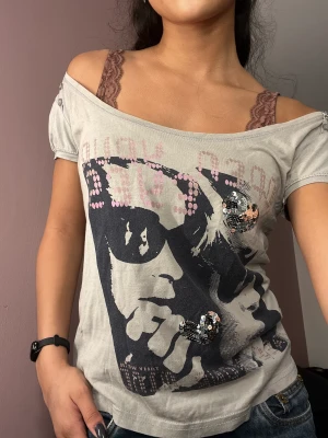 y2k off shoulder top - fin off shoulder top☁️