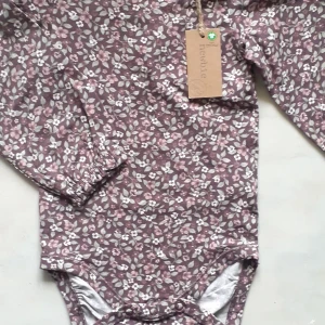 Newbie body - Splitterny med pristag kvar på. Ord pris 149:-