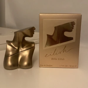 billie eilish parfym  - nästan helt oanvänd 50ml billie eilish parfym, säljer bara då jag inte tycker den passar mig💗