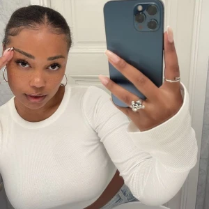 Näst intill Ny Adsgn tröja❤️ - Jättefin❤️ Hör av er vid frågor❤️