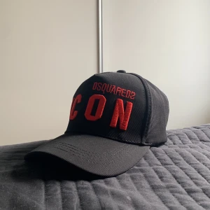 Icon keps - Säljer min icon keps, 10/10 skick nästan helt oanvänd, använd ett fåtal ggr.