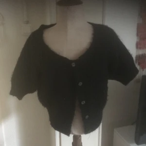 Svart kofta - En svart kofta i bra skick!