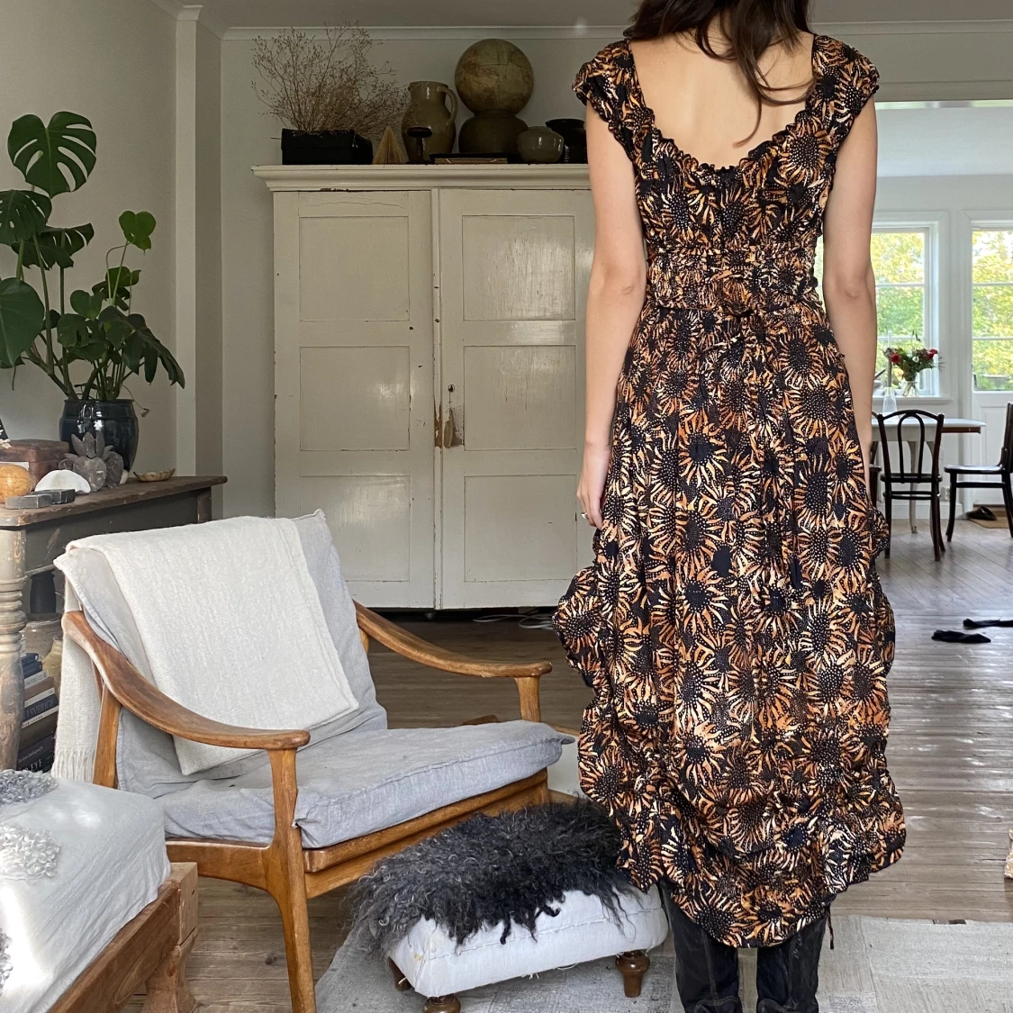 Klänning med solrosor  - 91