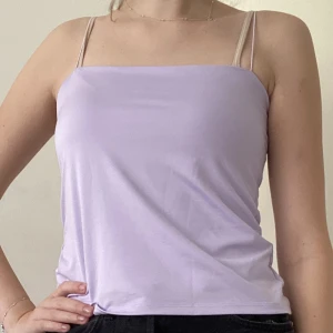 Linne från Amisu  - Linne från Amisu i storlek L. Använd fåtal gånger därav nyskick. Säljer pga att den inte används. 