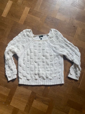 Stickad tröja - Stickd bomullströja storlek 170/Medium