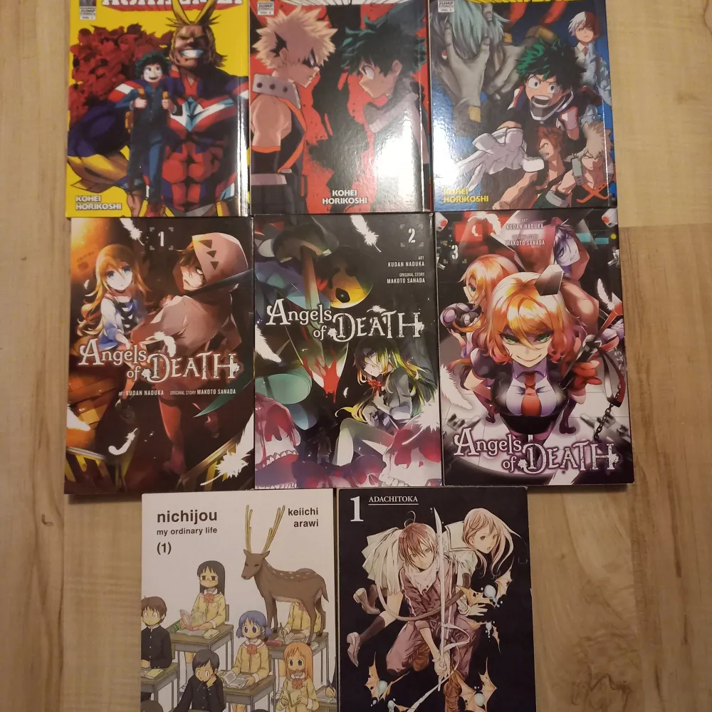 Säljer manga från fler olika serier, skriv om du är intresserad <3 Pris kan diskuteras . Asusteet.
