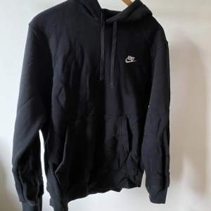 Nike hoodie   Storlek S