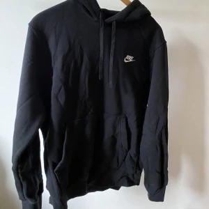 Nike Hoodie - Nike hoodie   Storlek S