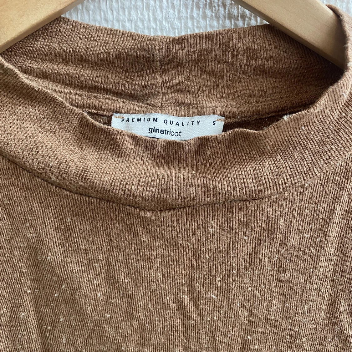 T-shirt Gina Tricot Premium Quality - 91