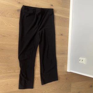 Kostymbyxor mamma  - Mamma Kostymbyxor bra skick, har använt sparsamt under graviditeten. 