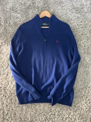 Ralph lauren stickad quarter zip - Rätt så använd cond 6-7/10 Inga flaws bara allmän wear 