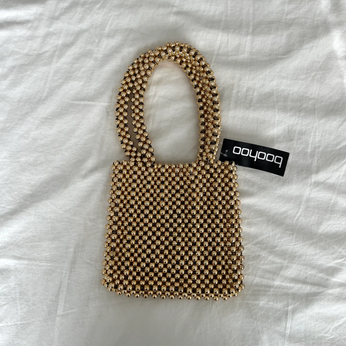 Helt ny (prislapp på) väska