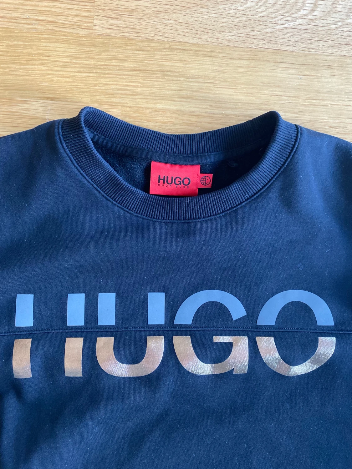 Hugo boss sweatshirt - 90