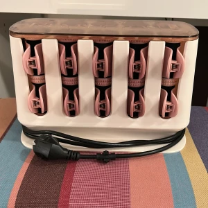 Värmespolar remington - Säljer mina Remington Proluxe Rollers, då jag inte längre har användning för dom. Fungerar utmärkt både för att få lockar men även för ett blowout resultat! 