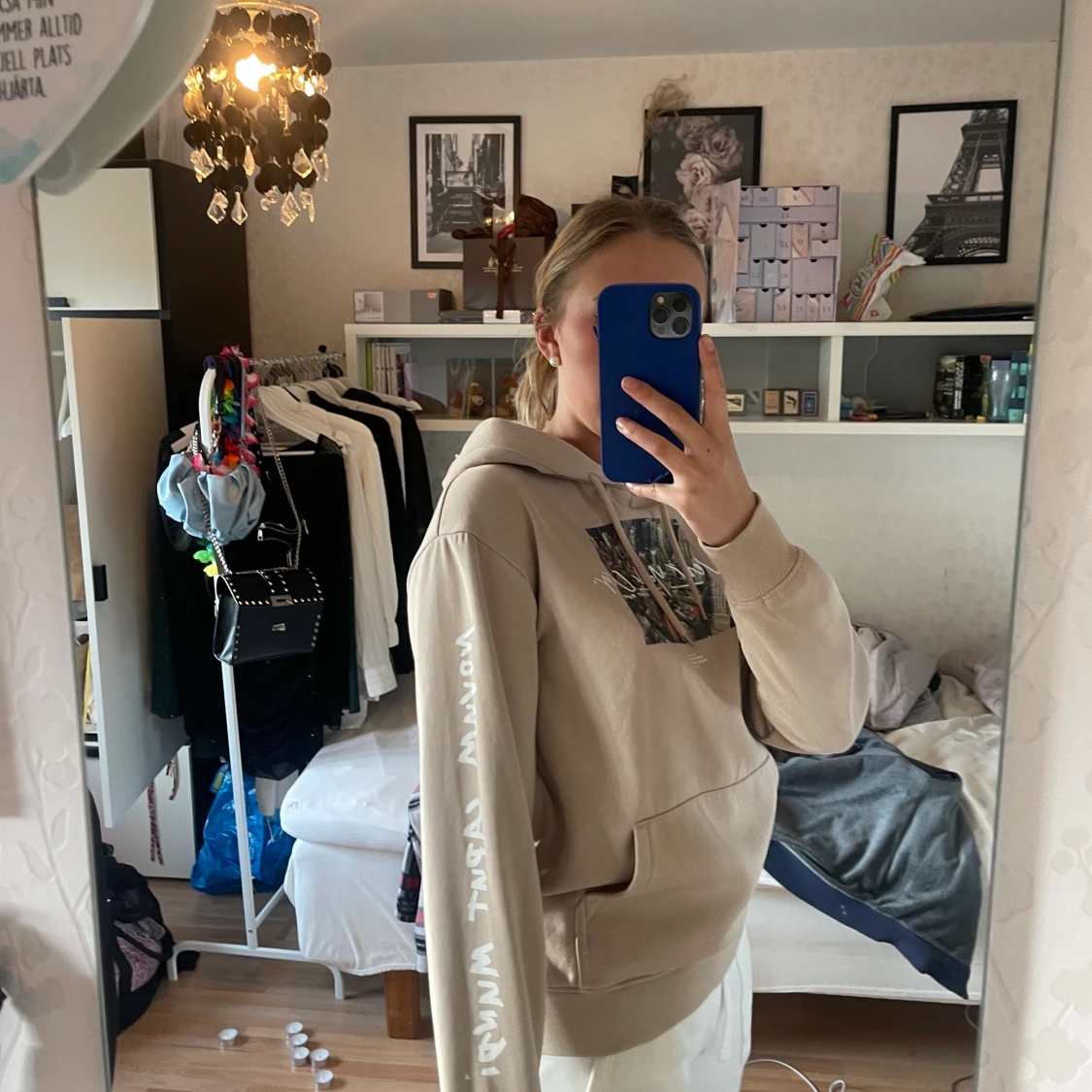 Hoodie med luva - 90