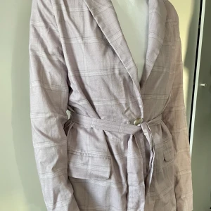 Blazer - Från bershka, storlek M Använd 1 gång