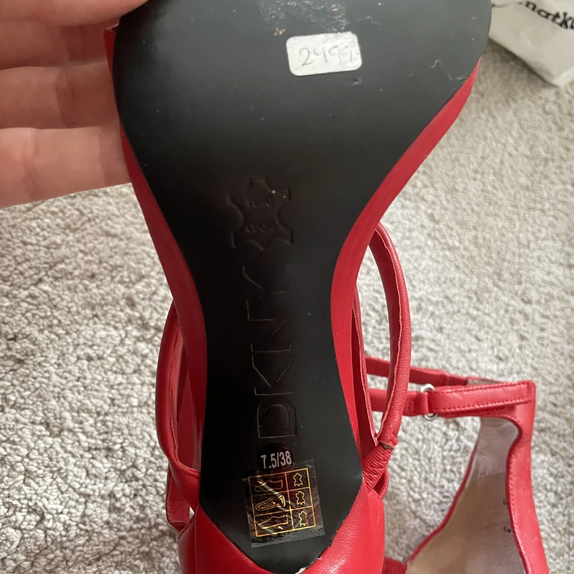 DKNY klackskor helt nya - 91