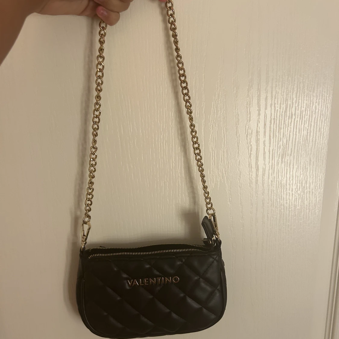 Valentino väska äkta - 90