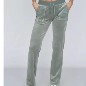 Juicy byxor  - Säljer mina juicy byxor som ej kommer till användning i storlek xxs💞