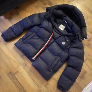 Vinterjacka  - I väldigt bra skick 