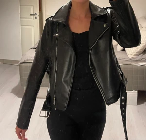 Skinnjacka - Kort skinnjacka