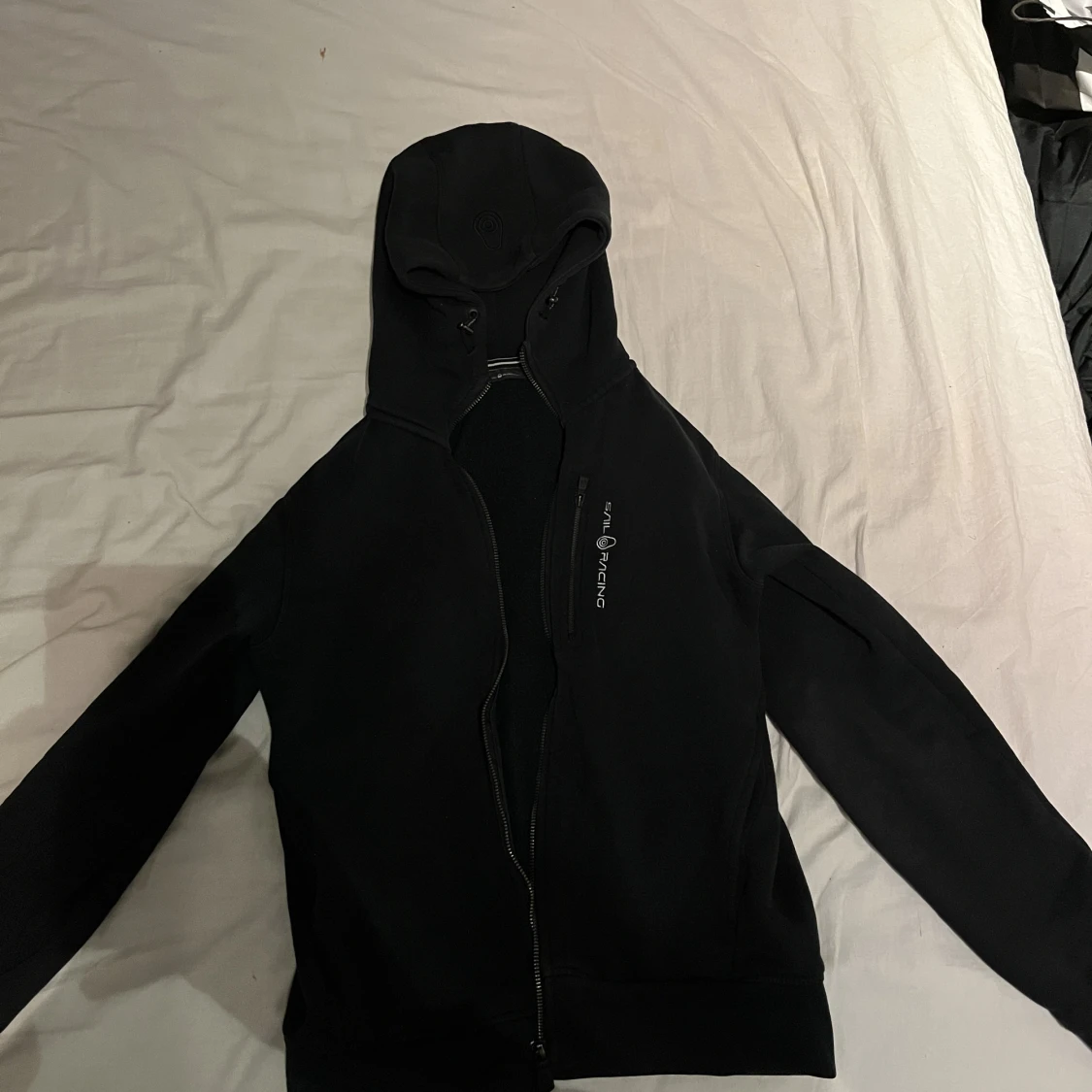 Svart sail racing zip up hoodie