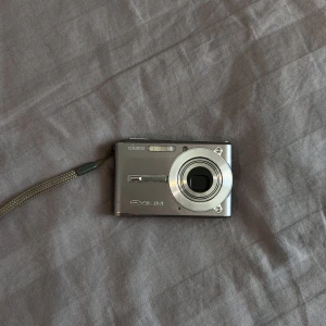 KAMERA - Kamera från Casio