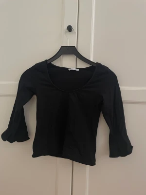 Zaratopp - En söt topp från zara. Fint skick i storlek s. 