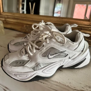 Nike Sportswear M2K TEKNO - Sneakers - Grymt snygga sneakers - som är slutsålda överallt. Stl. 6. 