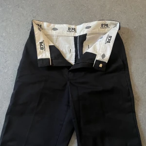 874 Dickies  - 874 Dickies köpt från carlings. Nyskick