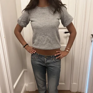 Kashmire tröja grå🐘 - Så skön Kashmire tröja med fina ärmar🦛