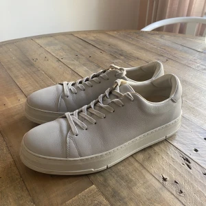 Vagabond John - Vagabond John   Färg: Steel Strl: 43 Cond: 8/10