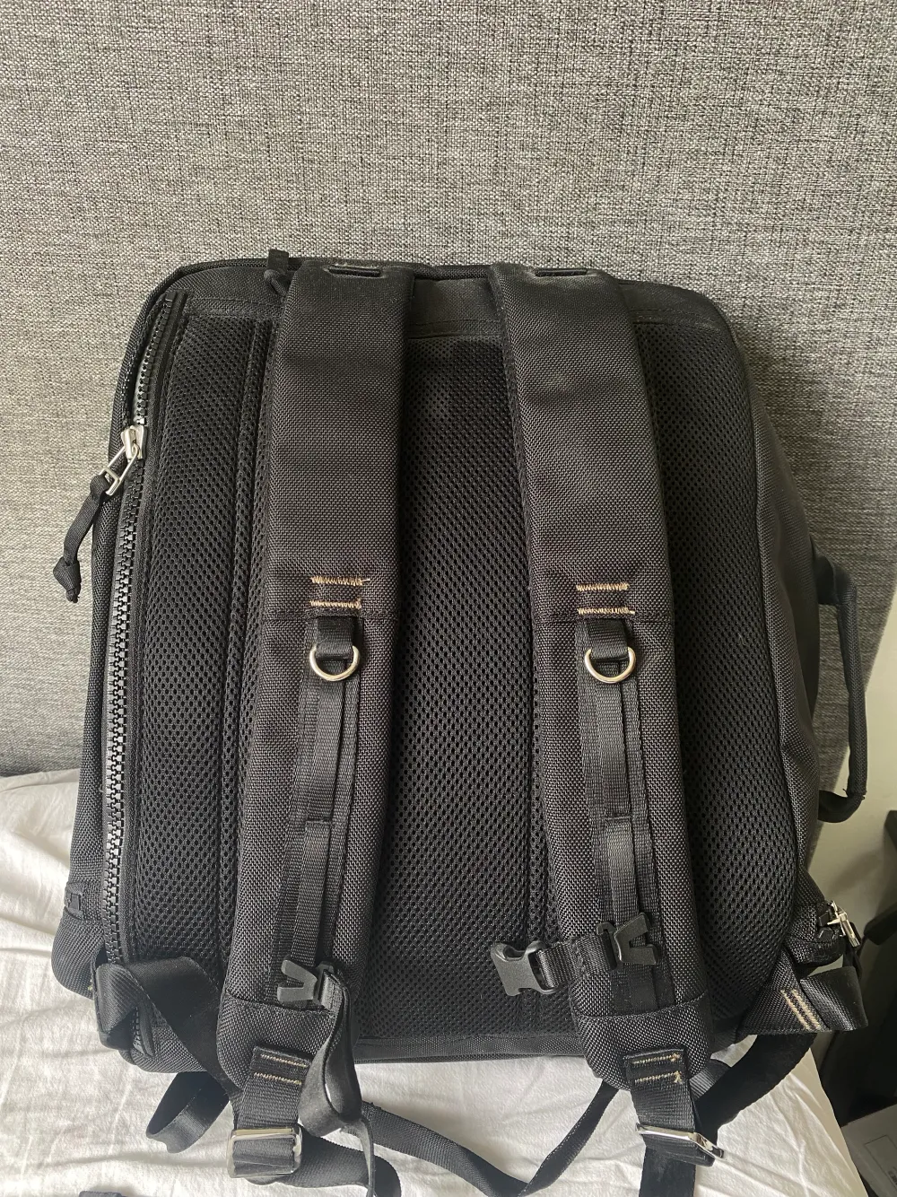 En väldigt fin Sandqvist ryggsäck. Den är knappt använd. . Väskor.