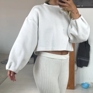 Croppad tröja  - Croppad tröja den Zara 