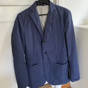 Slim fit Blue J.Lindeberg    Dun blazer 9.5/10 Använd 1 gång 