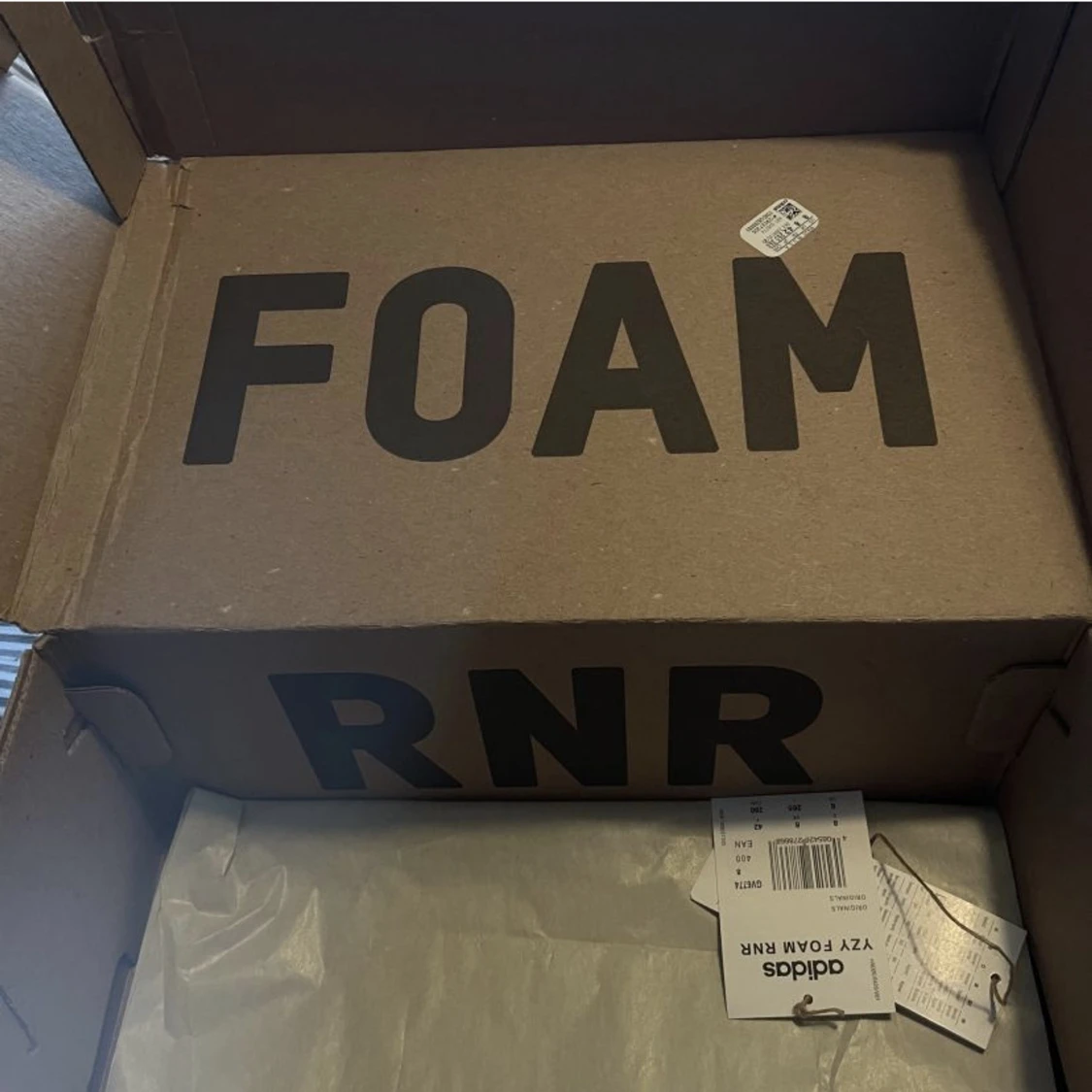 Yeezy Foam Runner - 90