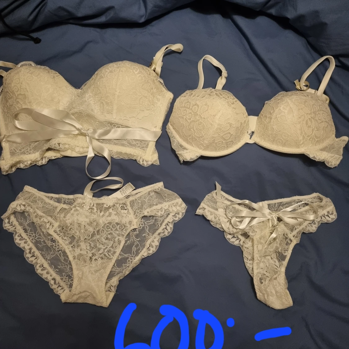 OANVÄNDA underkläder från Intimissimi