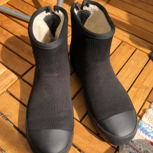 Tretorn Arch Hybrid - Vattentät och fodrad sko/känga i nyskick! Storlek 43 (OBS: stor i storleken). Nästan oanvända! Utan box. 