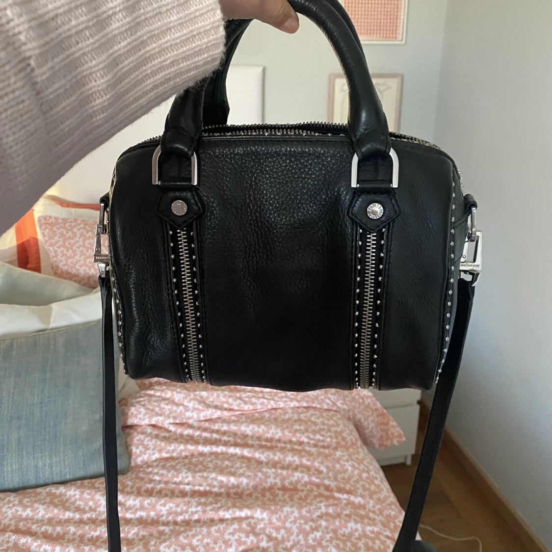 Zadig & Voltaire väska  - 90