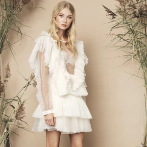 Ida Sjöstedt  - Säljer min drömiga Ida Sjöstedt topp som dessvärre inte kommer till användning. Aldrig använda och lapp finns kvar.