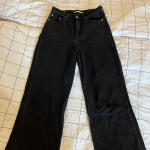 Levi’s jeans - Levis Hugh Loose. Knappt använda. 
