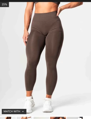 Relode tights intressekoll - Funderar på att sälja dessa, inte säker än. Skriv gärna av intresse så kan vi förhandla🥰 De är använda men fortfarande i bra skick!🤍