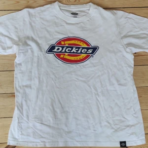 T-shirt från Dickies - Oanvänd t-shirt stl L. 